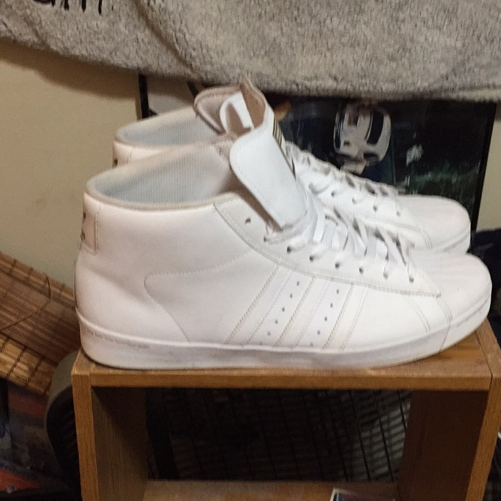 ADIDAS Skateboarding Superstar
